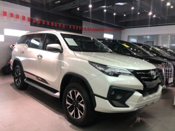 2020款丰田穿越者4000trd一手货源优惠