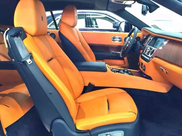 劳斯莱斯曜影2+2敞篷 全车延展木太美了