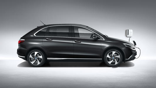 热浪|三亚明确电动汽车充电服务费上限：1元/千瓦时