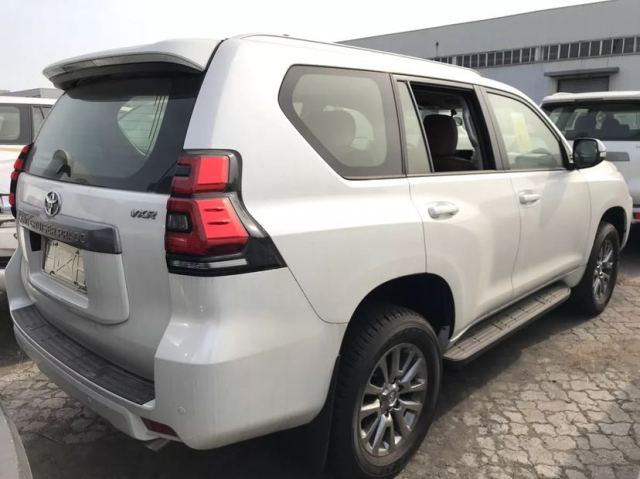 19款丰田霸道2700vxl 天津港实力降促