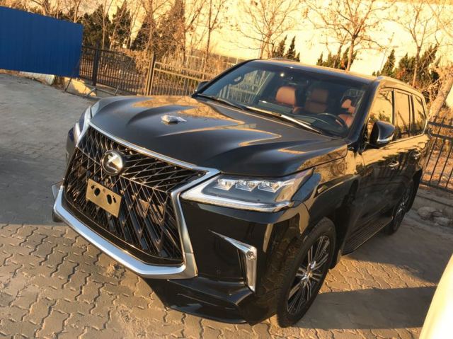 2020款雷克萨斯570新现车 震撼来袭促销