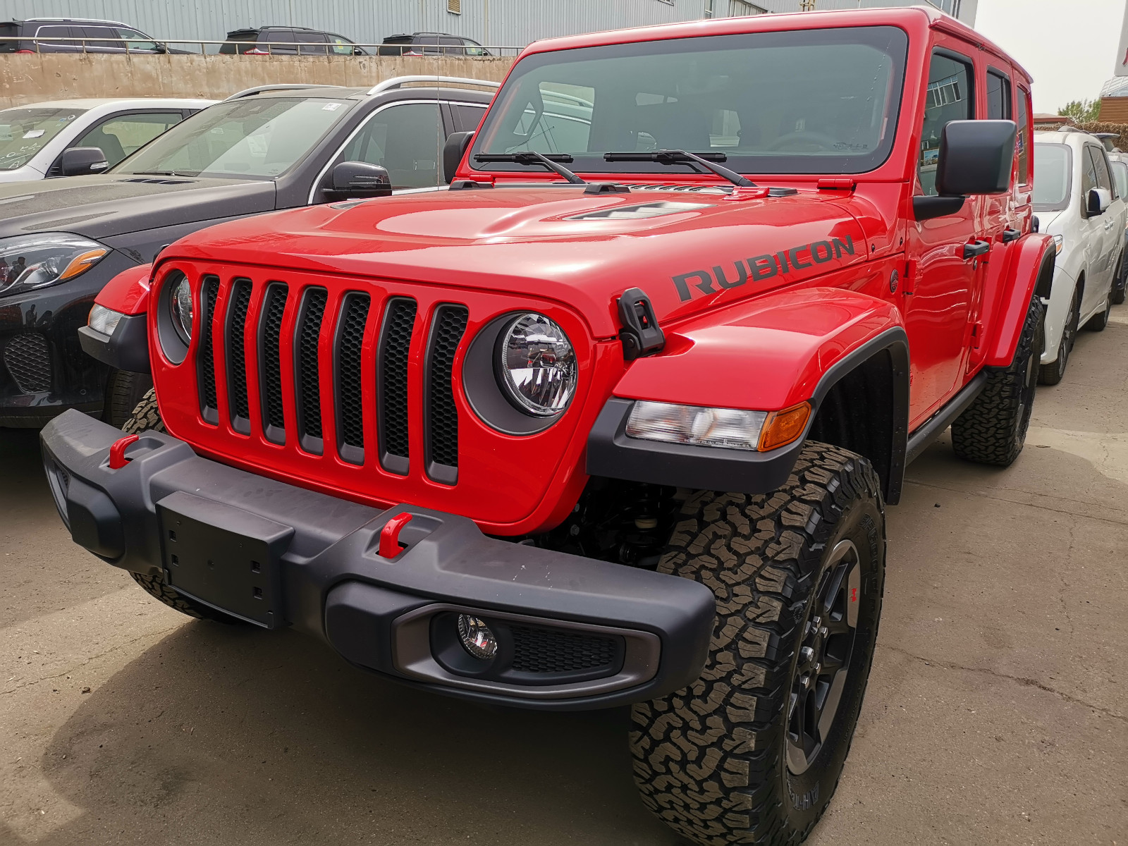 20款吉普牧马人(罗宾汉红)越野性能车