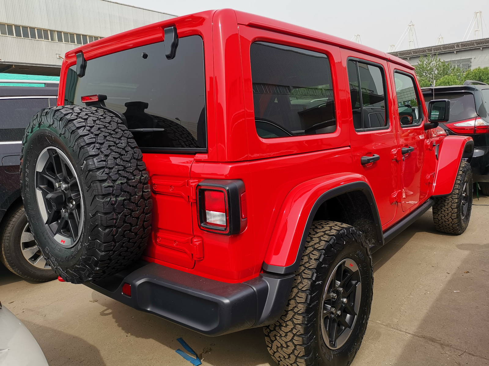 20款吉普牧马人(罗宾汉红)越野性能车