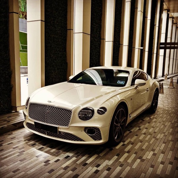 2020款宾利欧陆gt顶级设计现车价格行情_天津汽车网_新浪汽车_新浪网