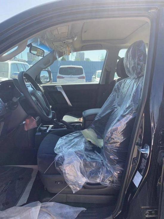 20款丰田霸道2700底挂天窗版港口优惠价