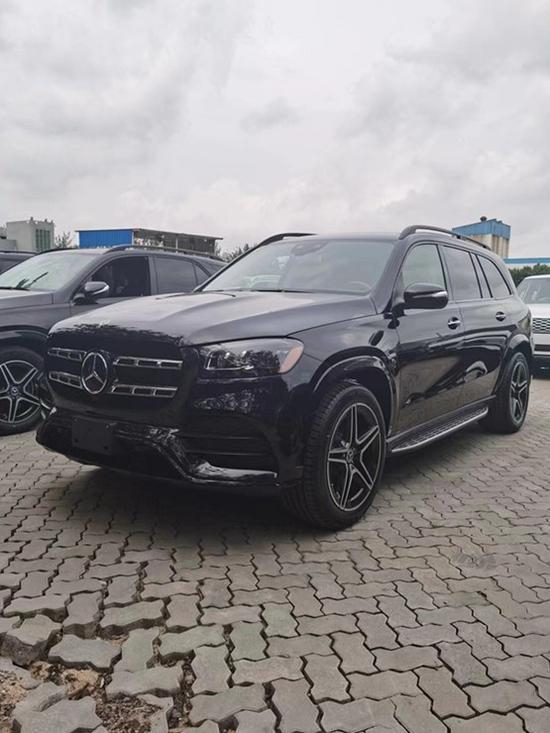 2021款奔驰gls450国六90余万起售提现车