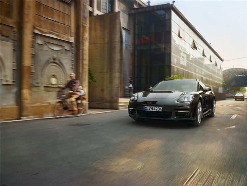 保时捷召回部分进口帕那美拉、凯宴系列汽车