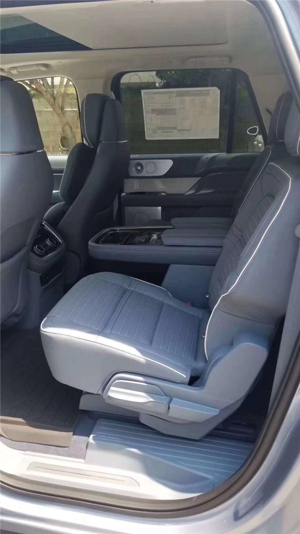 新款林肯领航员网红通通到我这里选车