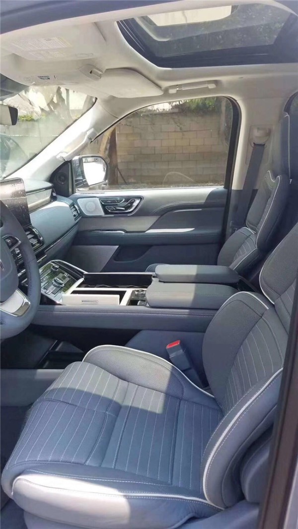 新款林肯领航员网红通通到我这里选车