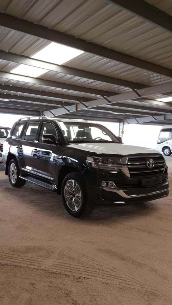 2020款丰田酷路泽4000gt越野脱困四驱