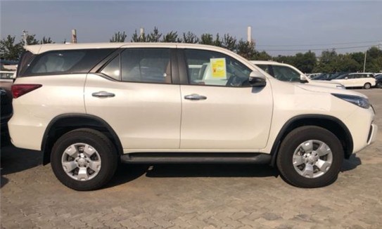 2020款丰田穿越者2700皮实耐用四驱硬汉