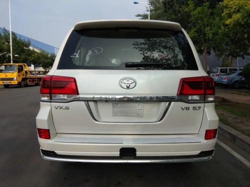 真陆巡酷路泽5700 越野e族自吸动力最强