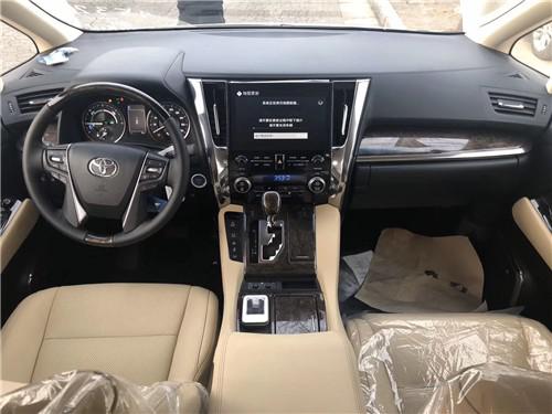 20款丰田埃尔法奢侈是昂贵的品味是无价