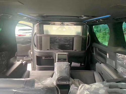 20款雷克萨斯LM300h七座商务116.6万起