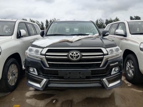 2021款兰德酷路泽4000国六现车最低报价