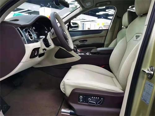 2021款宾利添越4.0V8新年热销送礼购车