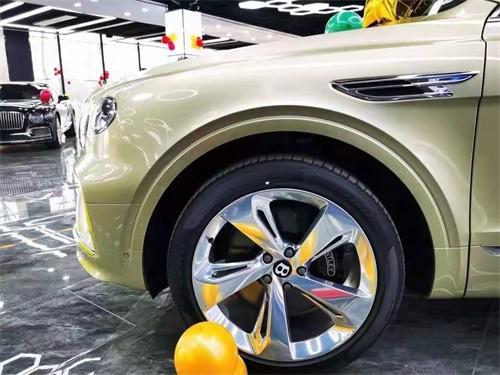 2021款宾利添越4.0V8新年热销送礼购车