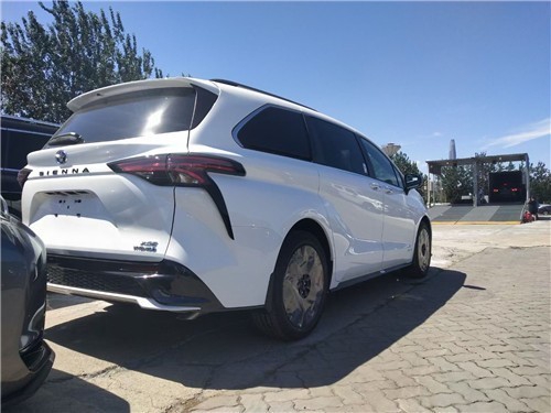 21款丰田塞纳25xse现车降价促销让利多