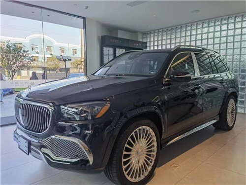 2021款迈巴赫gls600美规尊贵迈巴赫血统