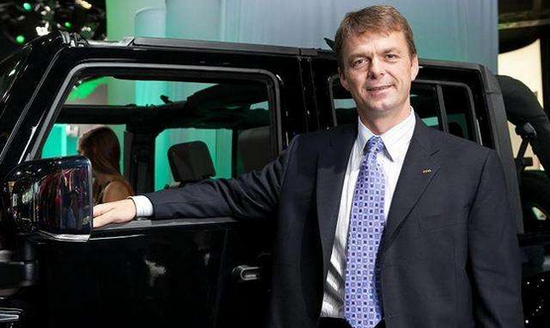 FCA上半年净利润近18亿欧元 削减2018财务目标