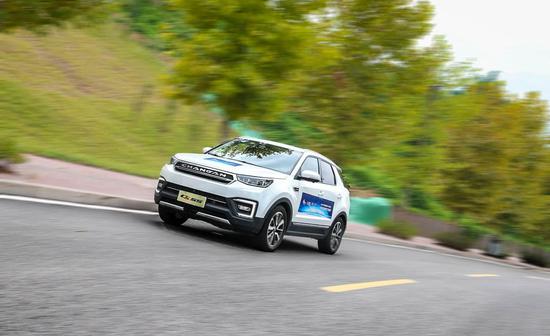 四天五轮的“智能”比拼 长安新CS75让你告别停车难