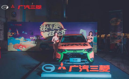 汽车跨界辣条？这都是年轻化逼的