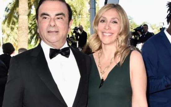 日产前董事长好莱坞式大逃亡后与妻重聚 妻子：一生中最好礼物