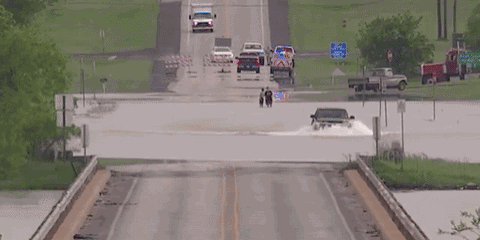 老司机都会中招：大雨天开车常出现的“三大幻觉”