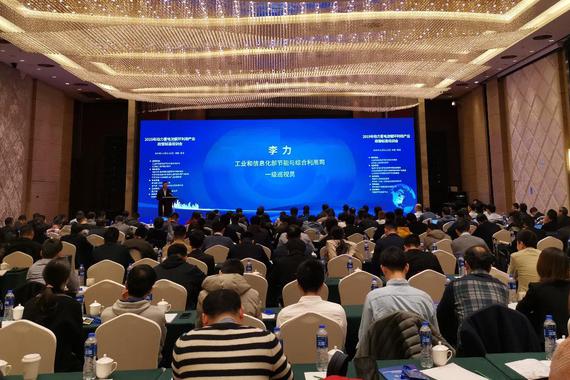 工信部李力:推进动力蓄电池回收利用 将加快标准研制