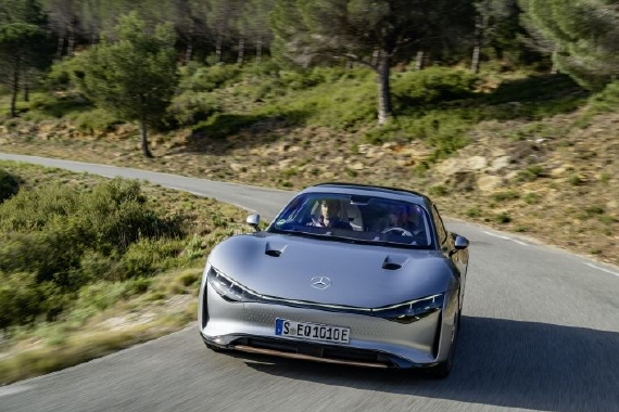 梅赛德斯-奔驰上半年中国市场交付超35.58万辆