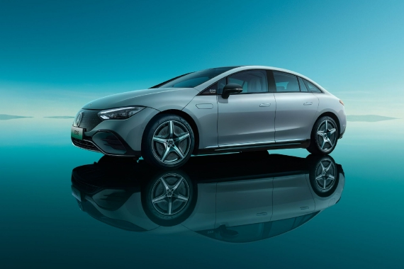 北京奔驰EQE正式上市 售价52.8-58.5万元