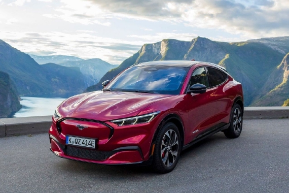 福特电马 Mustang Mach-E 宣布降价，最高直降 2.8 万元