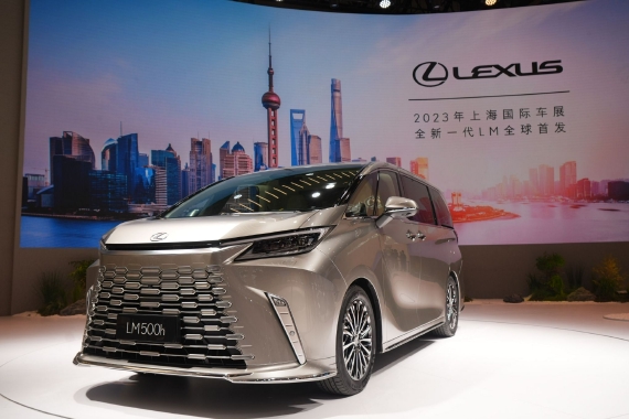 这回加价多少？ 抢先体验全新一代雷克萨斯LM