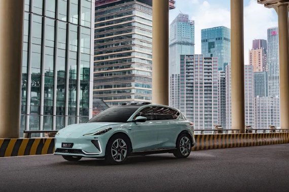 智己 LS7 Pure 后驱版车型曝光：30.98 万元，预计 6 月 12 日发售