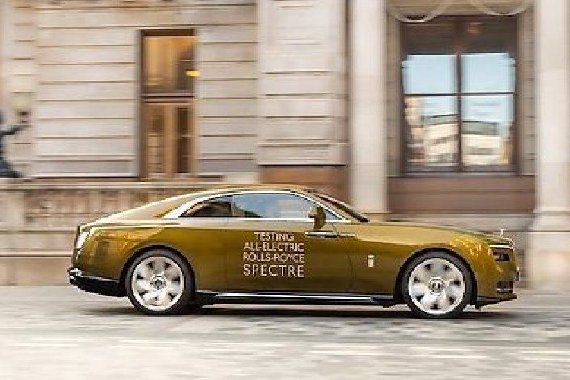 575万元起售 劳斯莱斯首款纯电车闪灵已完成全球测试