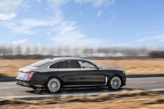 2023款红旗H9上市 售30.98万元起