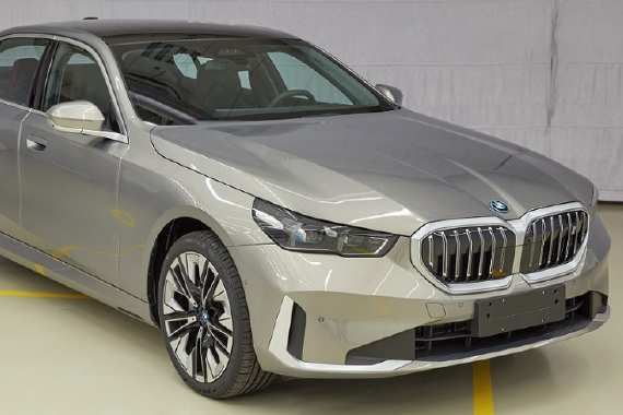 全新宝马i5国产车型完成工信部申报 轴距3105mm/电机最大功率250kW