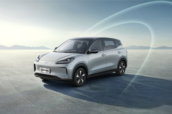 五菱缤果PLUS上市 售价8.98-9.88万元