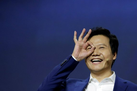 小米汽车即将开售，雷军回应传闻！多家公司回应与“小米汽车”相关业务情况