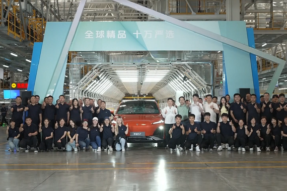 上市不到一年 深蓝S7第10万辆整车下线