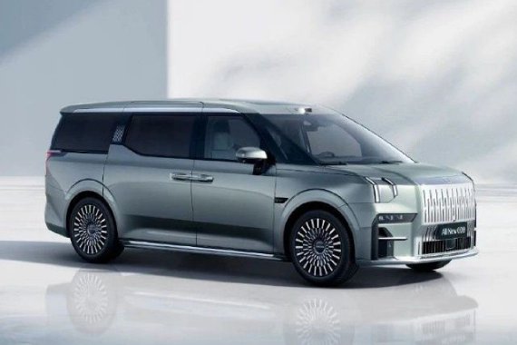 全新极氪009上市 售价43.9万-46.9万元