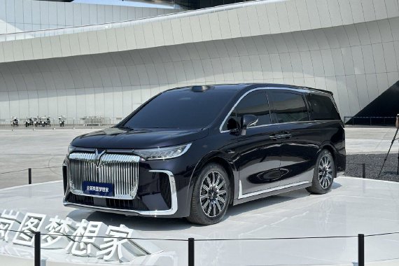 2024成都车展：全新岚图梦想家预售价34.99万元起