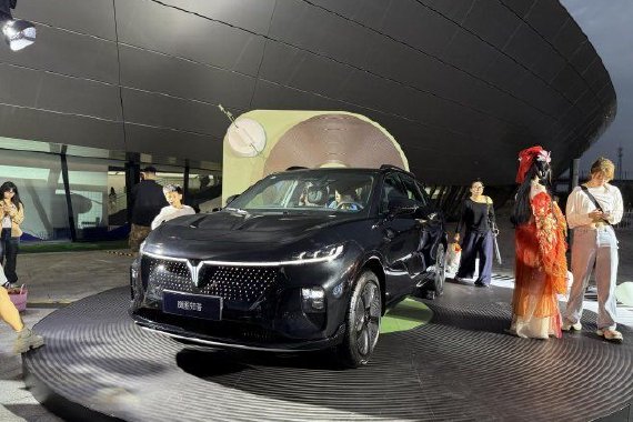 岚图知音正式上市 售价19.69万-23.69万元