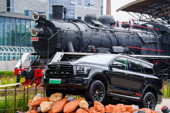 全黑涂装 坦克500 Hi4-T黑武士售34.5万