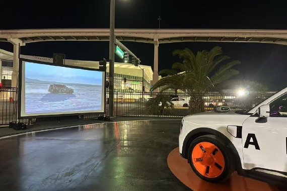 2025CES：smart精灵5号展示智驾与智舱