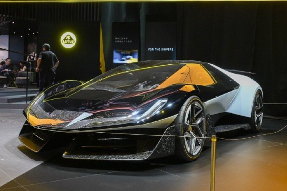 2025上海车展：莲花跑车Theory 1概念车亮相