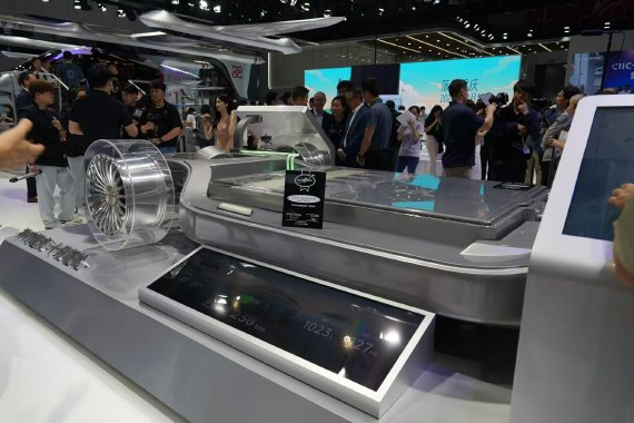 2025上海车展：宁德时代让电池技术再次进阶