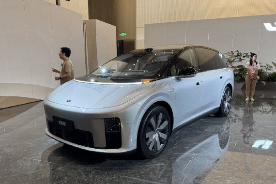 理想i8正式上市 售价32.18-36.98万元