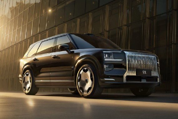 2025成都车展：极氪9X预售47.99-56.99万元