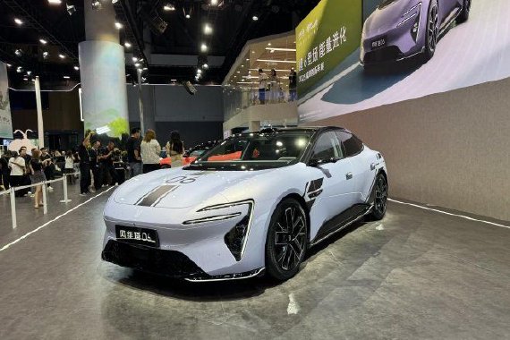 2025成都车展：新款阿维塔06售价20.99万元起